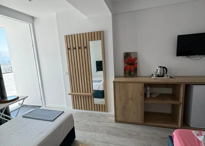 Apartment Anila's Triple With Grand Terrace Sarande