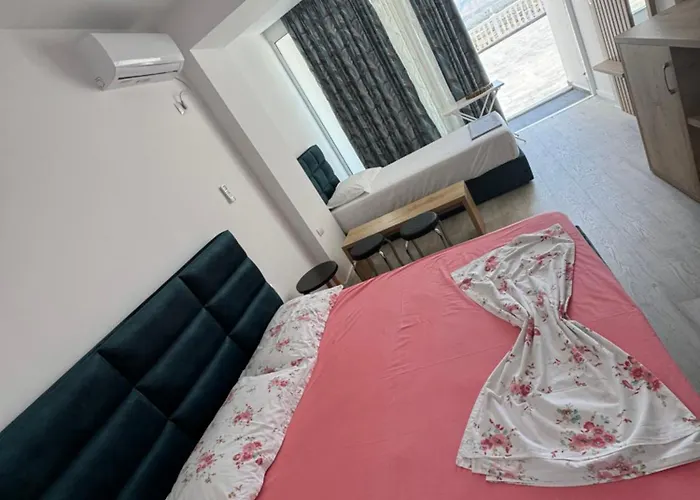 Anila's Triple With Grand Terrace