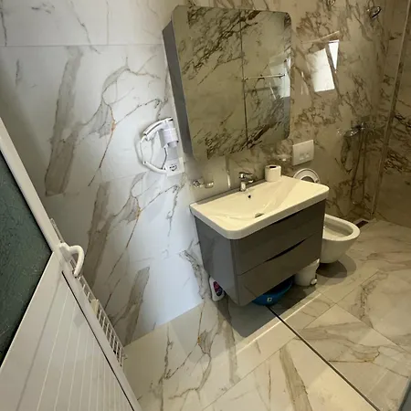 아파트 Anila's Triple With Grand Terrace Sarandë